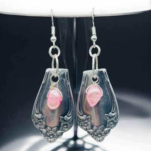 Handcrafted Spoon Earrings With Pink Freshwater Pearls & 925 Silver Hooks - Picture 1 of 11